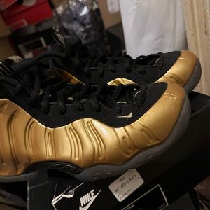 Air Foamposite one “gold”